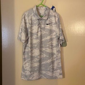 Boys Nike Dri-Fit Polo size Small